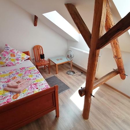 Casa Bunicii Ξενοδοχείο Sasca Montană Εξωτερικό φωτογραφία